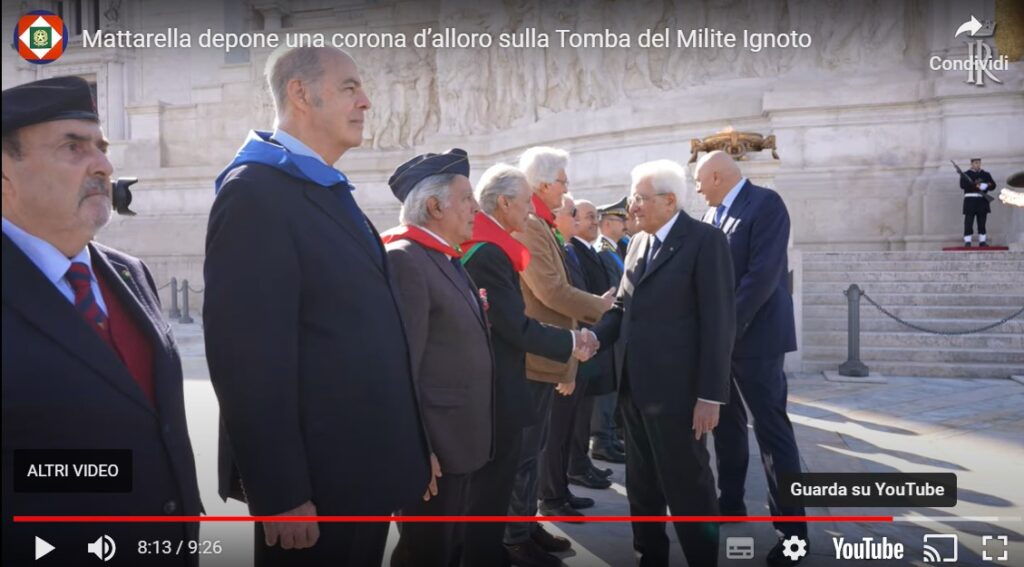 Il Capo dello Stato stringe la mano al Presidente Sezione di Roma ANVRG Fabio.Pietro Barbaro - Altare della Patria 17.03.2024